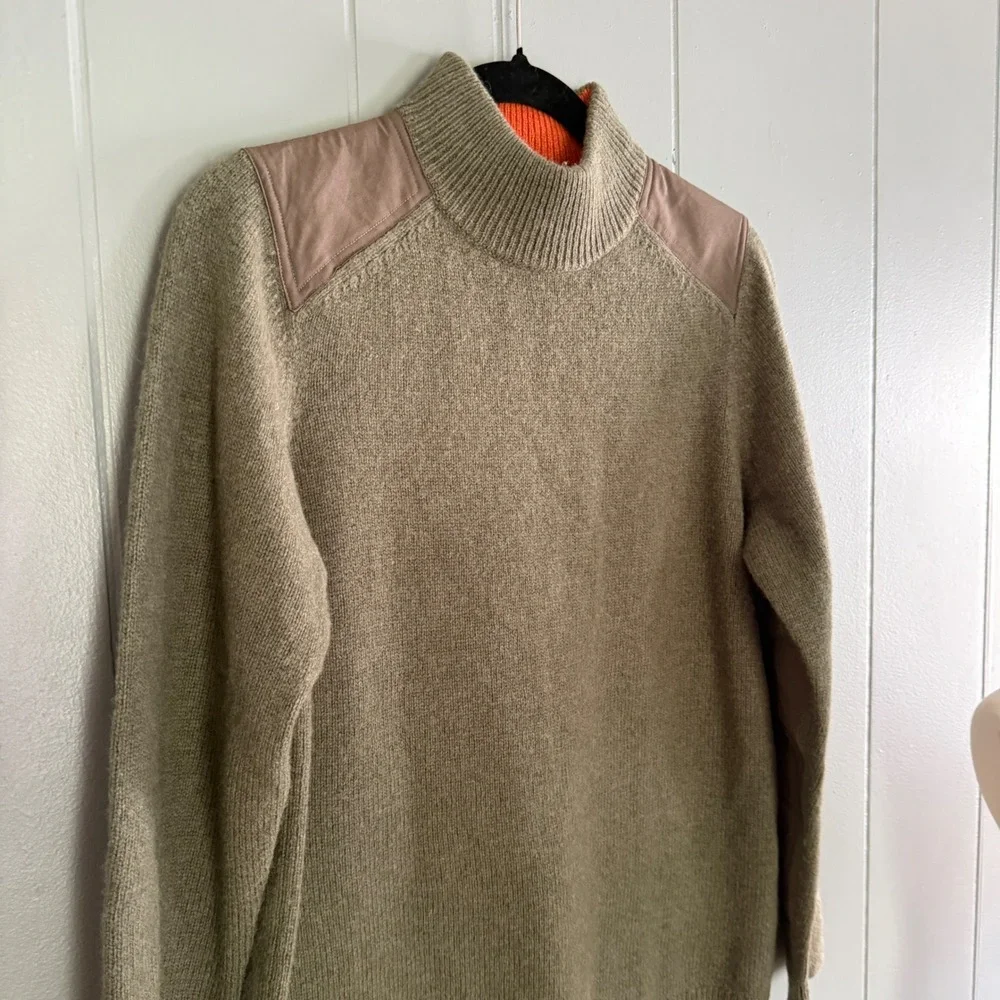 LL Bean Maine Guide Lambswool Sweater Elbow Patch Olive Sz M Quiet Luxury Preppy